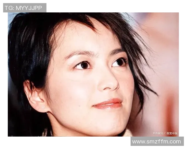 足球明星背后的女人是谁揭秘他们生活中的女神与支撑者